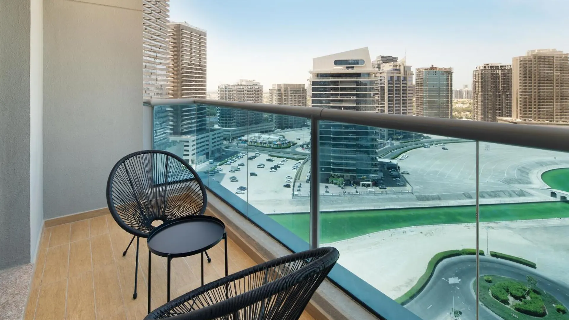 Studio Aura At Dubai Sports City 0*,