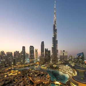 Holistay Luxury Homes - Burj Khalifa View - Direct Access Mall شقة