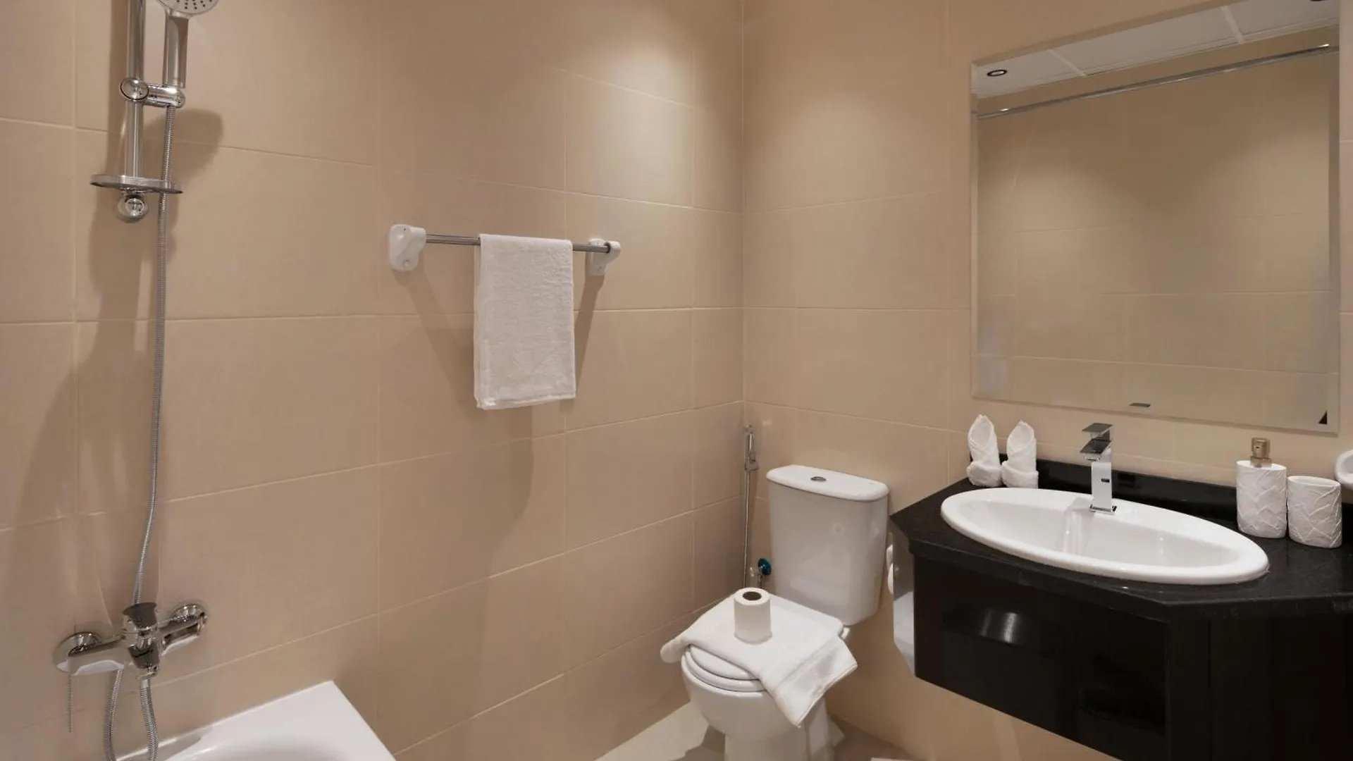 Studio Aura At Dubai Sports City United Arab Emirates